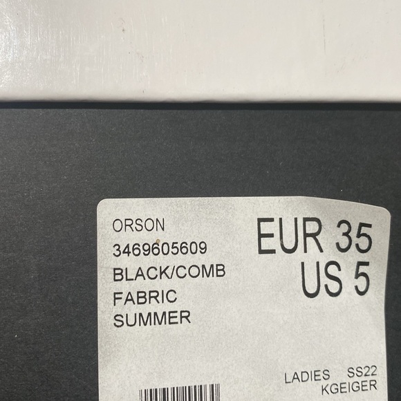 Kurt Geiger Orson Black Velvet Faux Fur Sandals - Picture 11 of 11